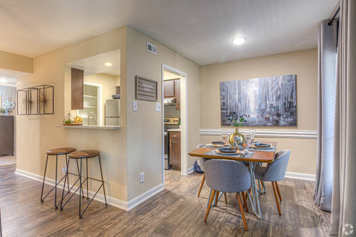 Apartment for rent at 9940 Richmond Ave #FWT, Houston, TX 77042