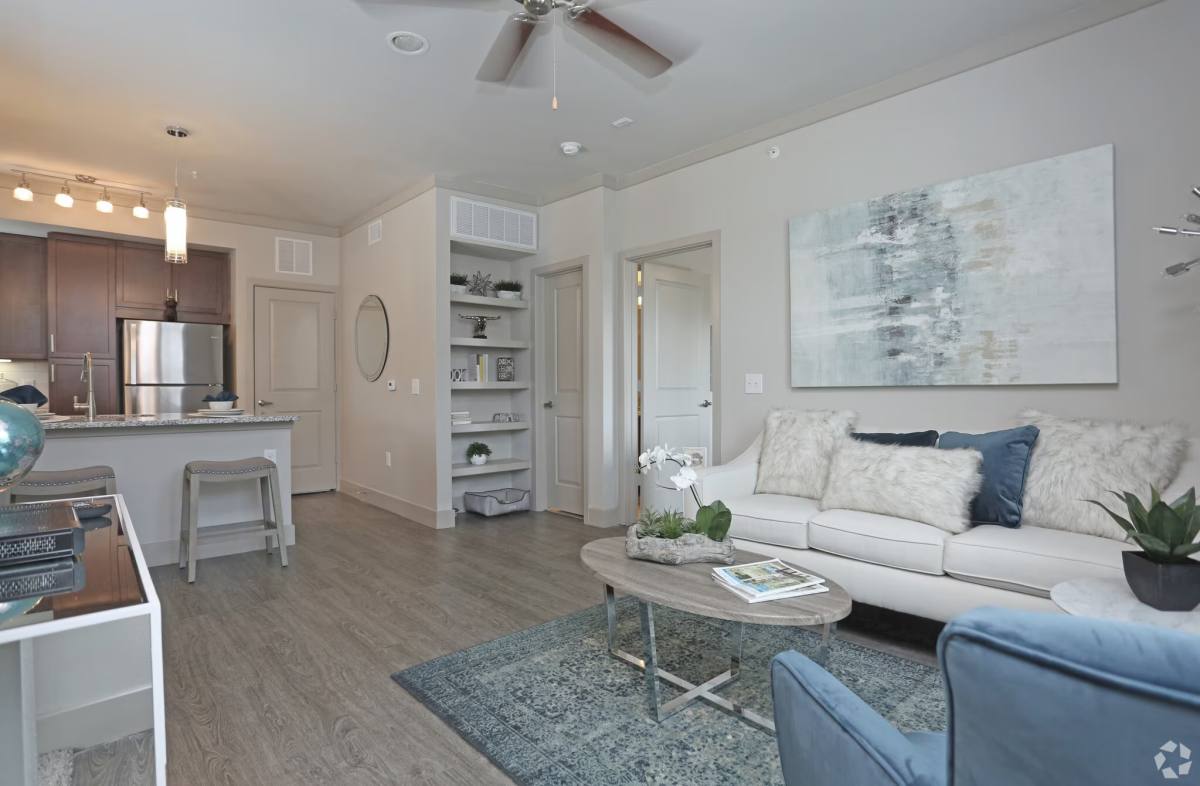 Apartment for rent at 331 Forest Center Dr #KLG2, Kingwood, TX 77339