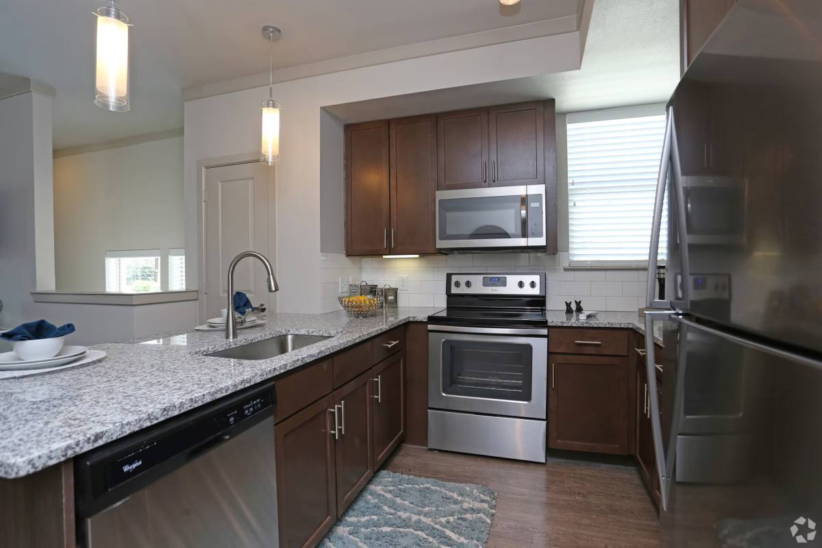 Apartment for rent at 331 Forest Center Dr #KLG2, Kingwood, TX 77339