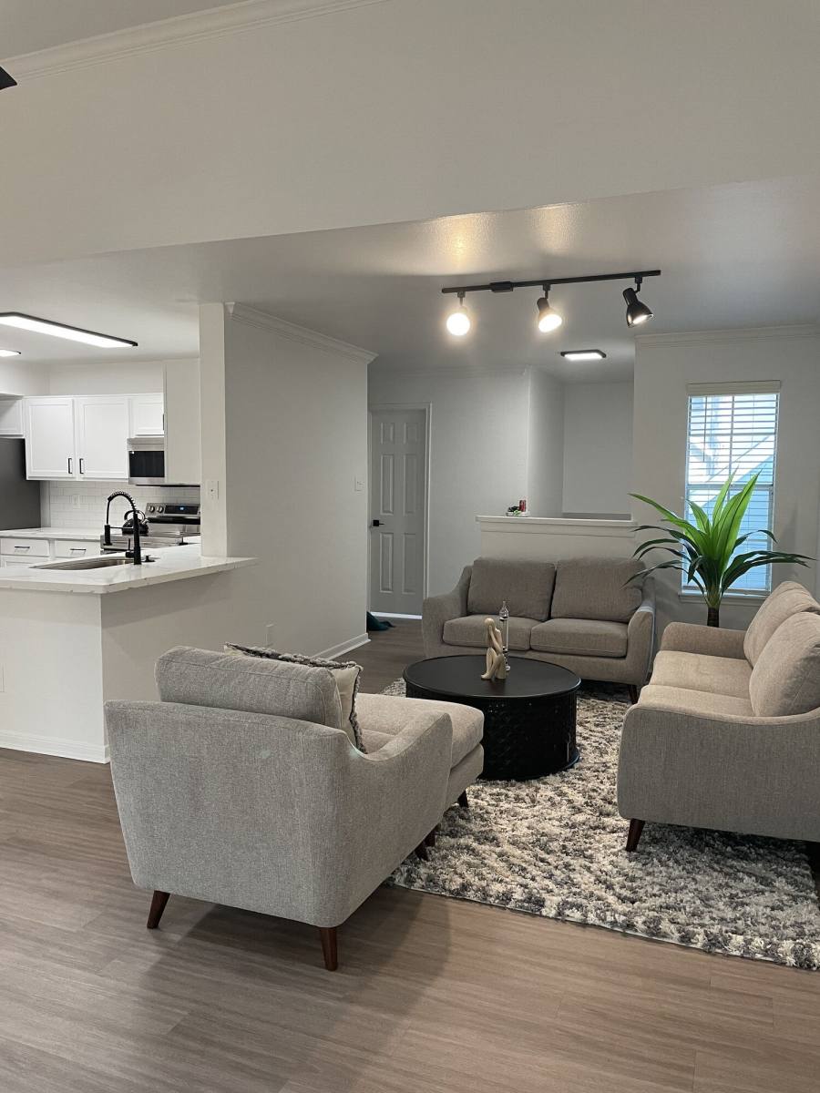 Apartment for rent at 1699 Romano Park Lane #LVE2, Houston, TX 77090