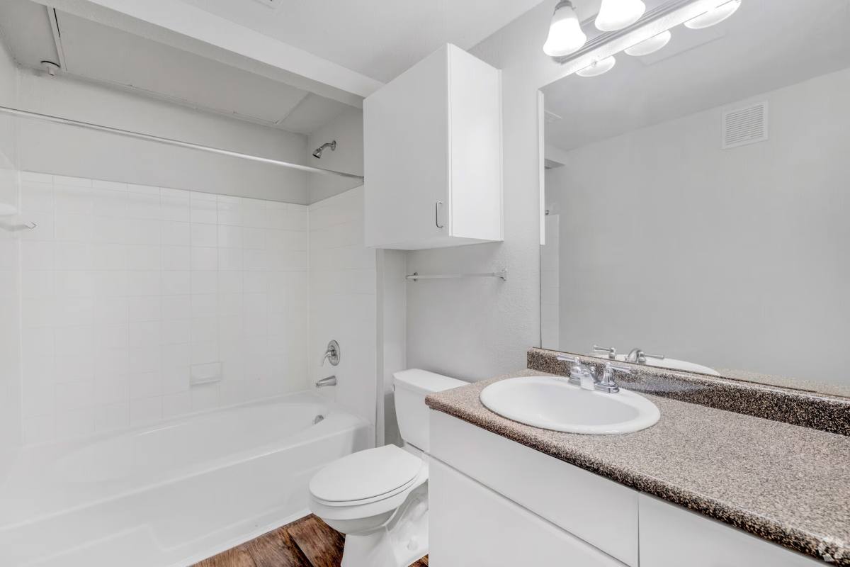 Apartment for rent at 12430 Oxford Park Dr #MSKE, Houston, TX 77082