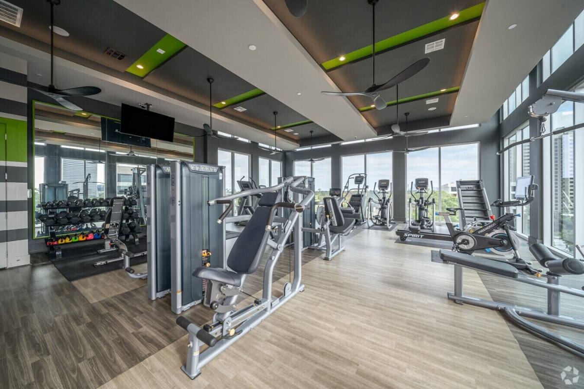 Apartment for rent at 1317 Post Oak Park Dr #RARH2, Houston, TX 77027