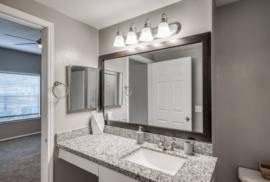 Apartment for rent at 301 N Wesley Dr, League City, TX 77573