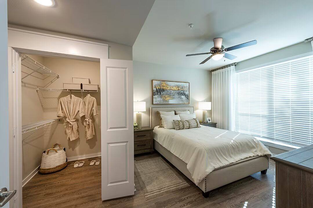 Apartment for rent at 15915 Kingfield Dr #SNPS1, Houston, TX 77084