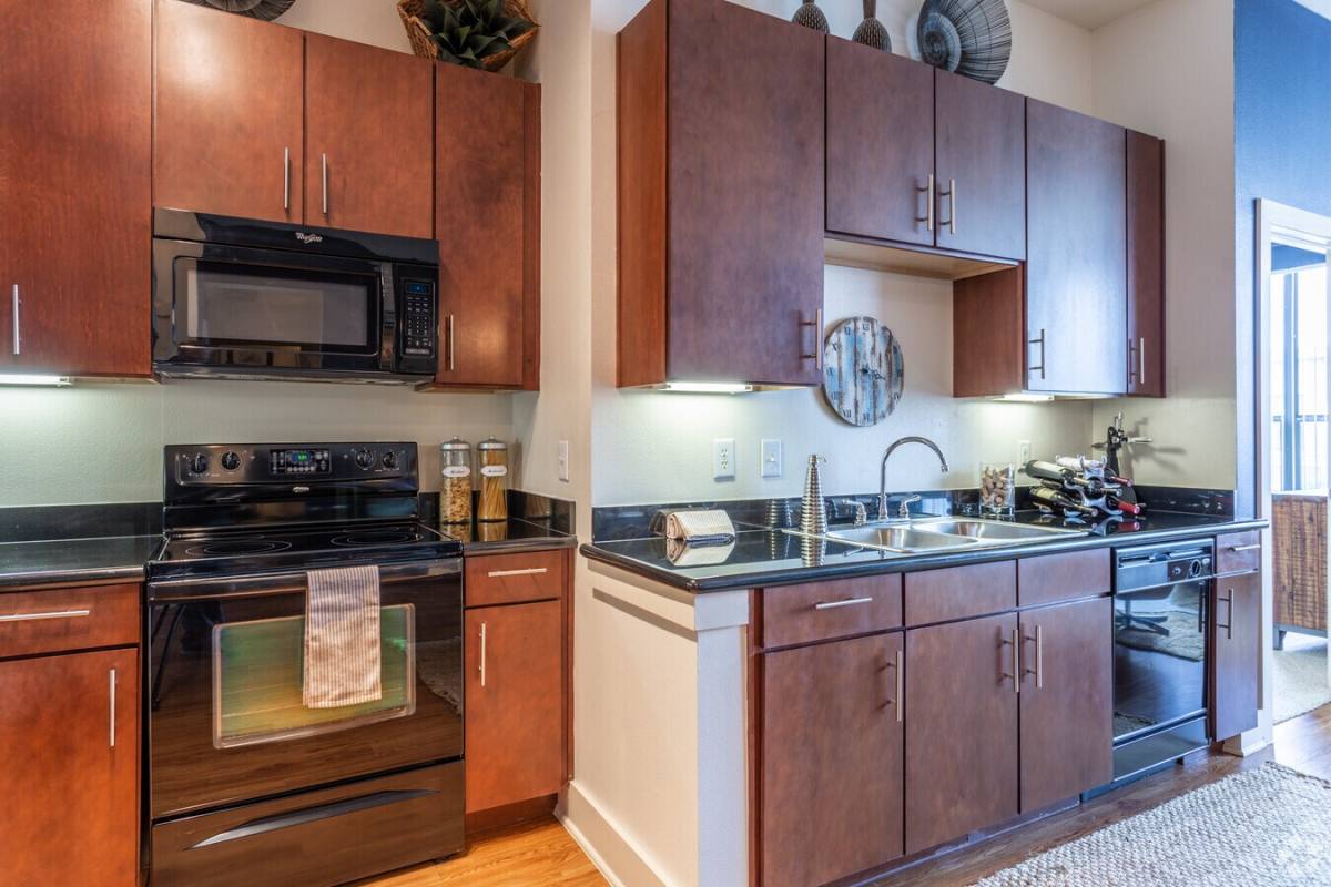 Apartment for rent at 2424 Sawyer Heights St #SHL1, Houston, TX 77007