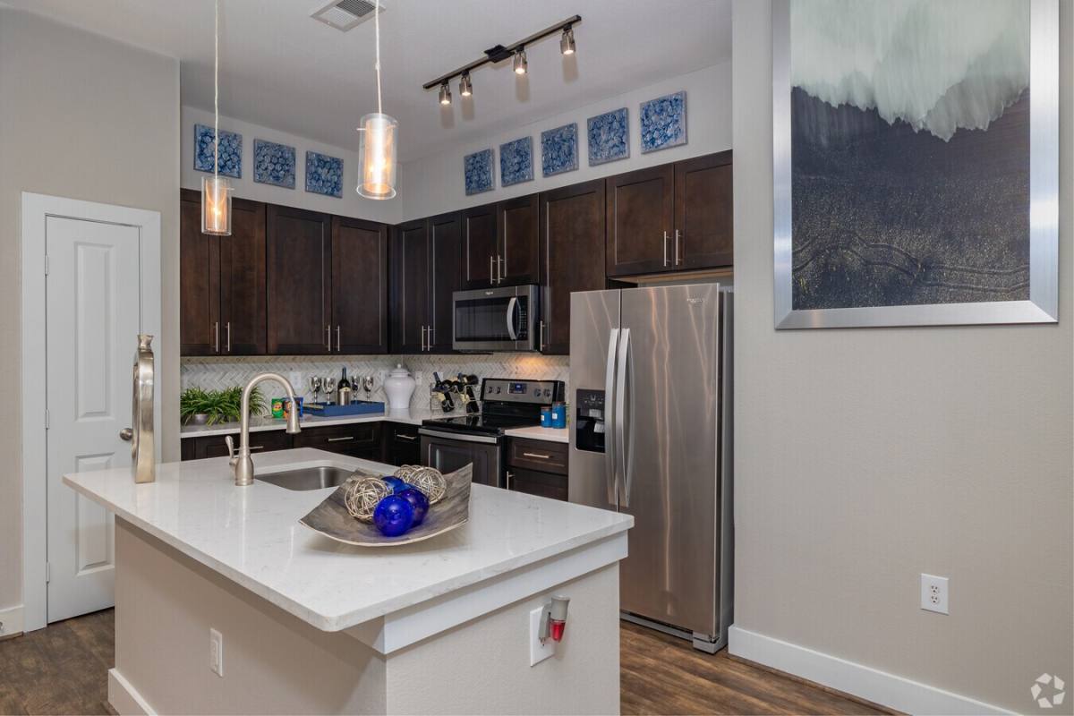 Apartment for rent at 875 N Eldridge Parkway #AMEM1, Houston, TX 77079