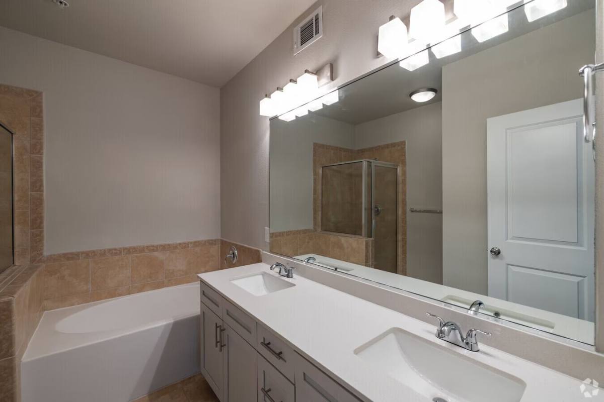 Apartment for rent at 875 N Eldridge Parkway #AMEM3, Houston, TX 77079