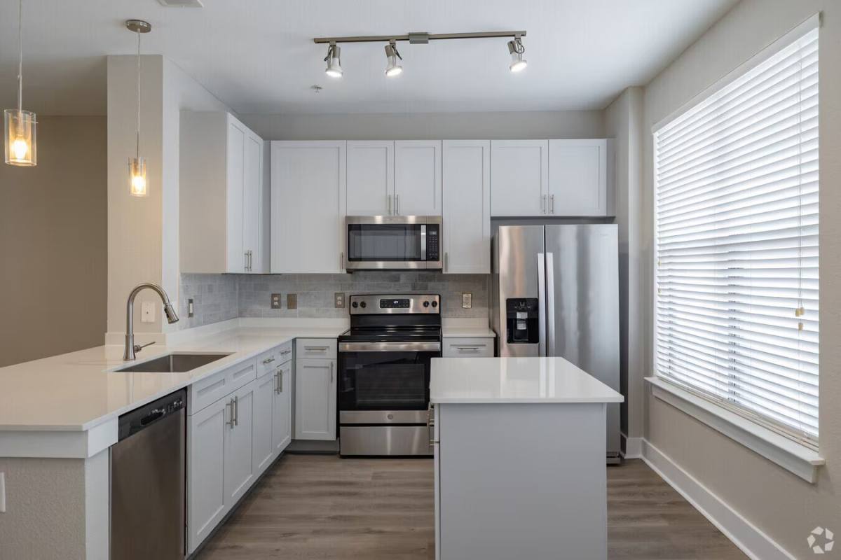 Apartment for rent at 875 N Eldridge Parkway #AMEM3, Houston, TX 77079