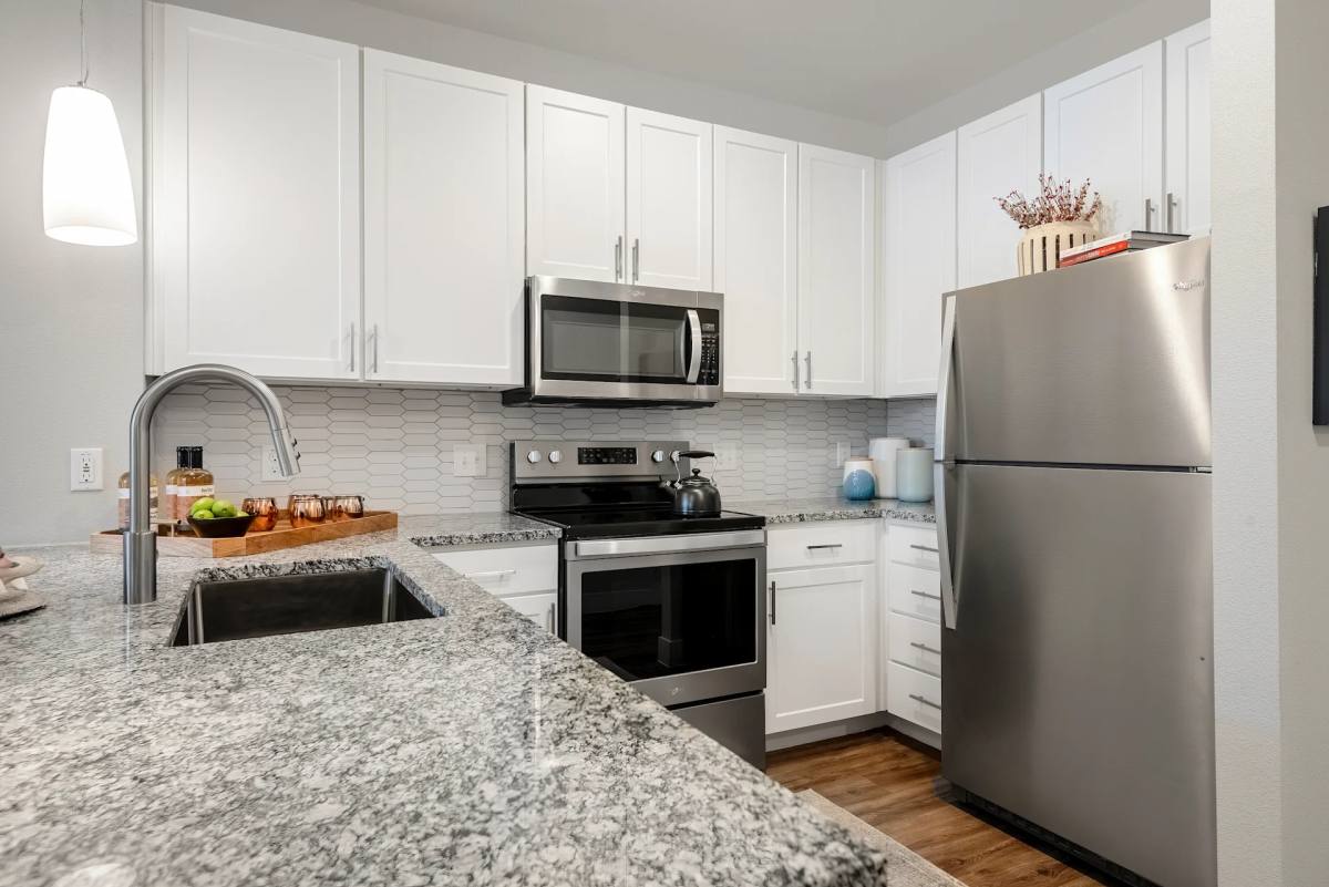 Apartment for rent at 15500 Middlebrook Dr #ATCL1, Houston, TX 77058