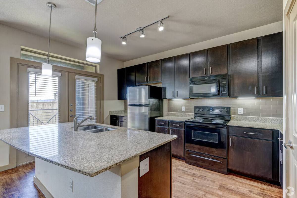 Apartment for rent at 1550 Westborough Dr #DW2, Katy, TX 77449