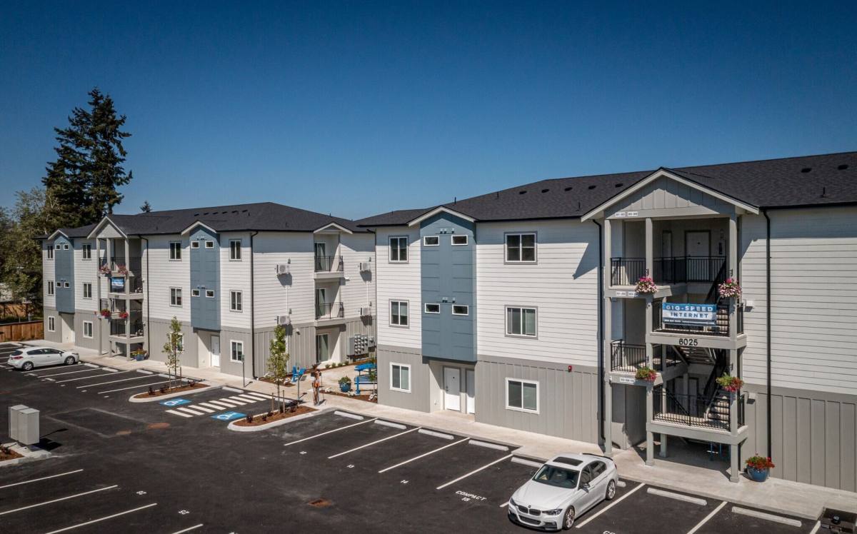 Apartment for rent at 6102 Lake Grove St SW, Lakewood, WA 98499