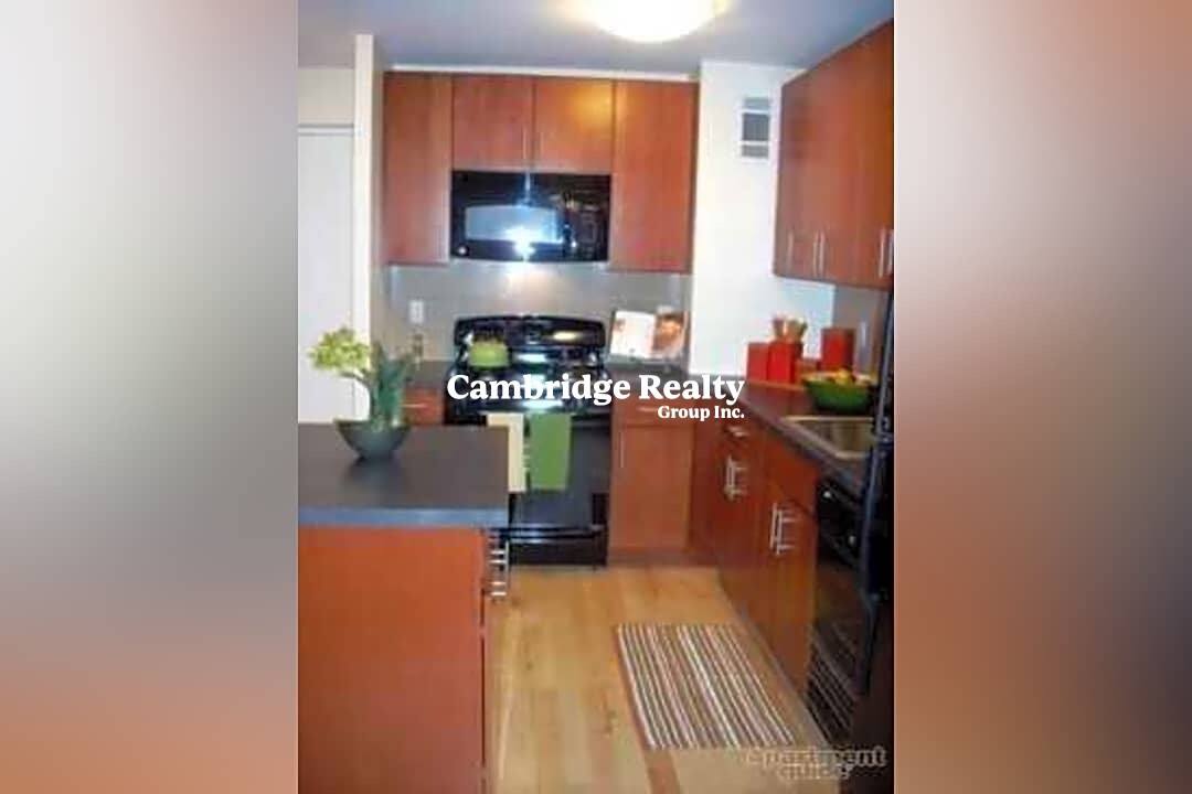 Apartment for rent at 10 Camelot Court #10-6T, Brighton, MA 02135