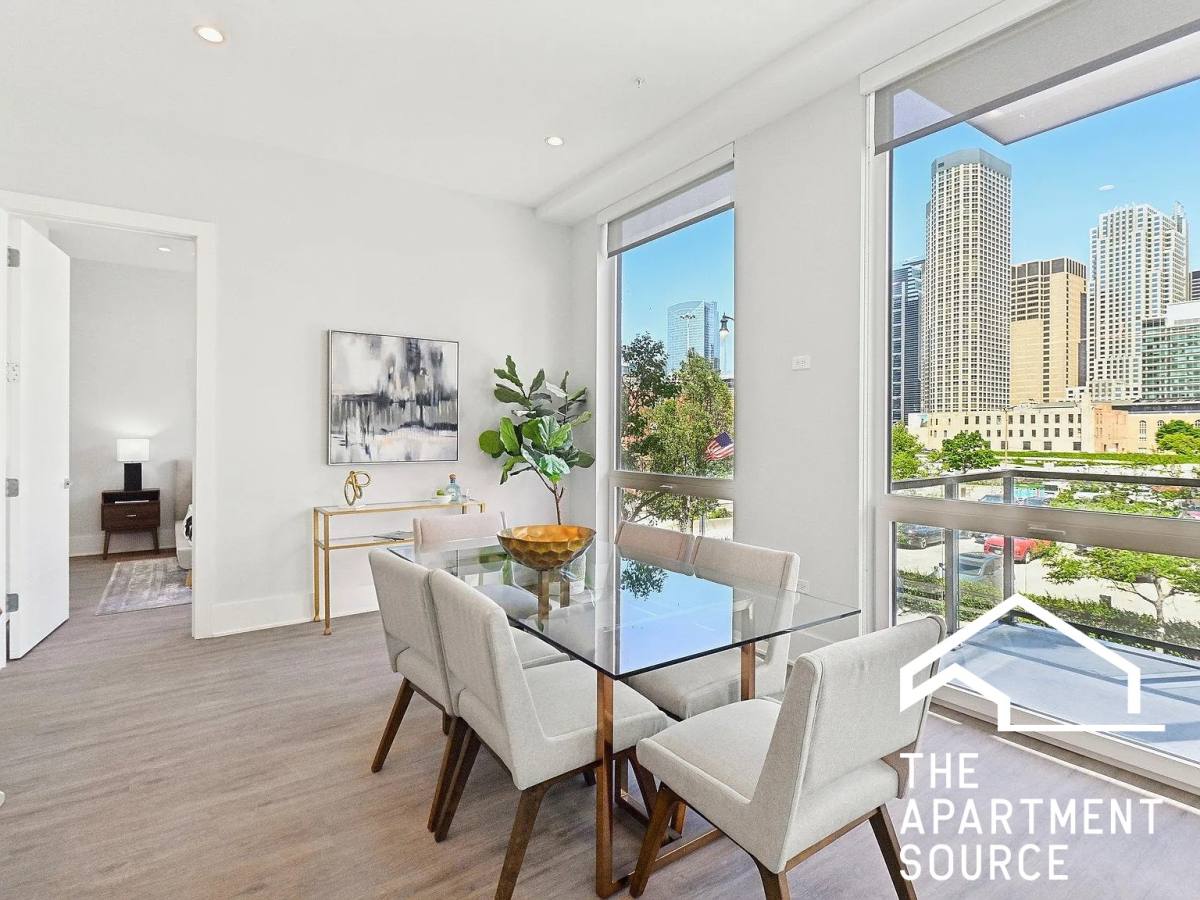 Condo for rent at 812 W Adams St, Chicago, IL 60607