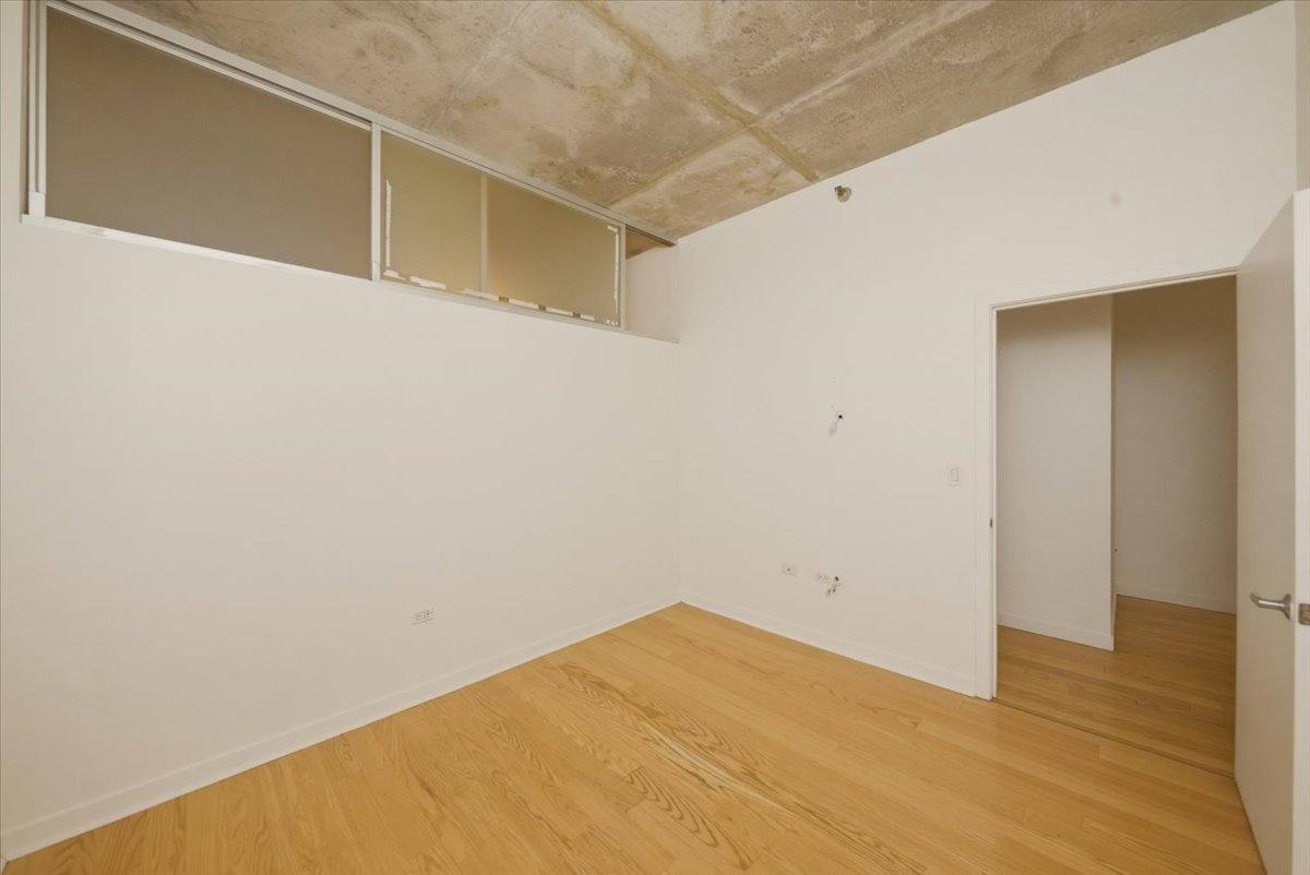 Apartment for rent at 235 W Van Buren St #4507, Chicago, IL 60607