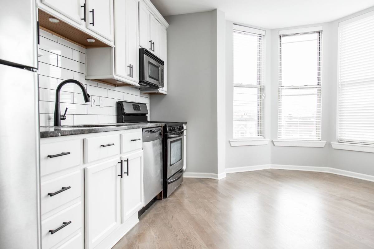 Apartment for rent at 3266 N Clark #2G, Chicago, IL 60657