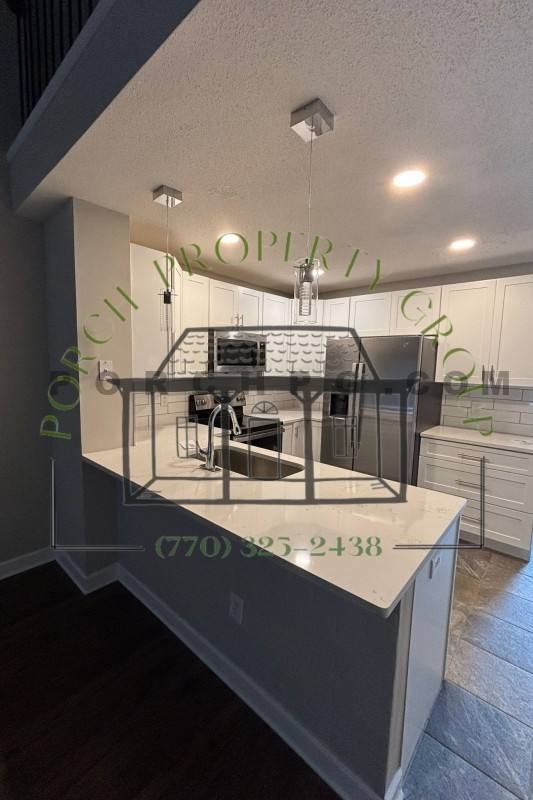 Apartment for rent at 305 Fox Overlook #1, Woodstock, GA 30188