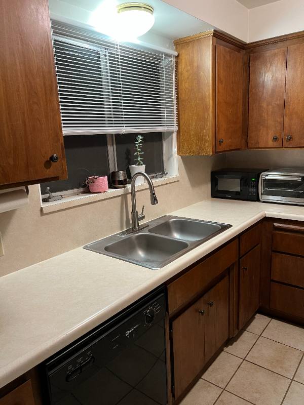 House for rent at 1041 Clarendon St, West Sacramento, CA 95691