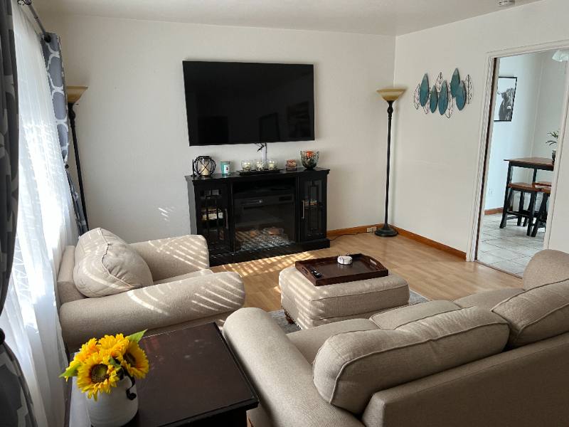 House for rent at 1041 Clarendon St, West Sacramento, CA 95691