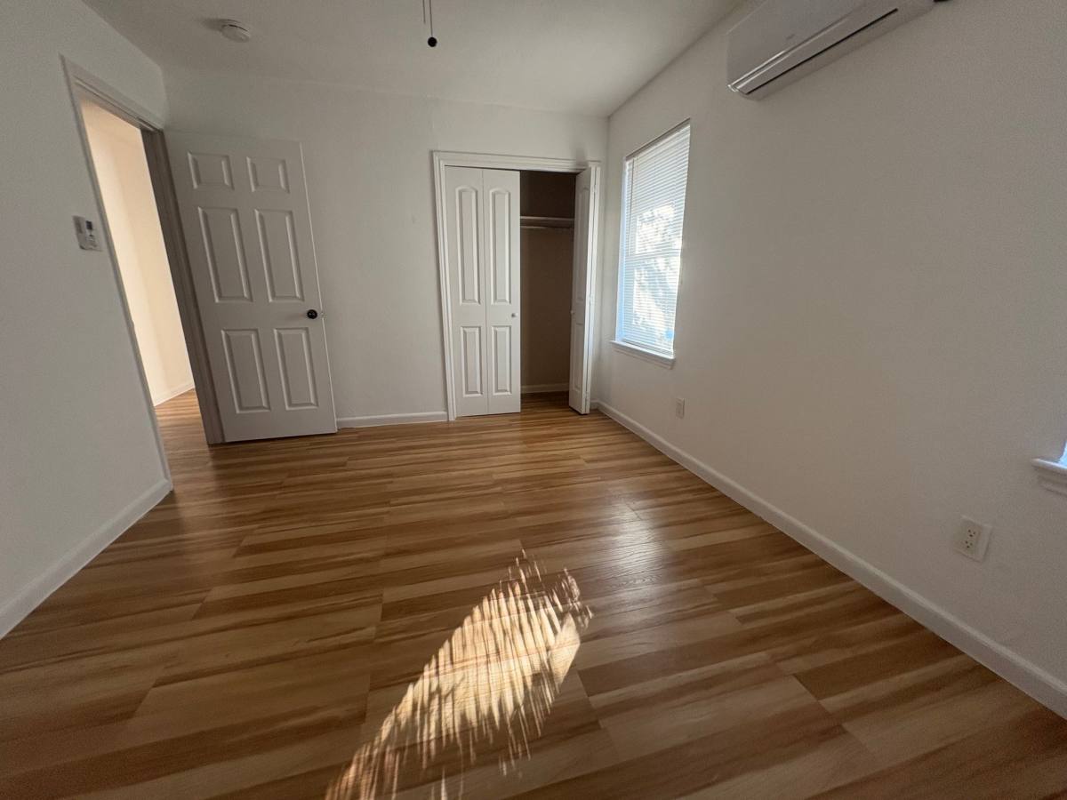 Apartment for rent at 401 S Jefferson St #3, Kaufman, TX 75142