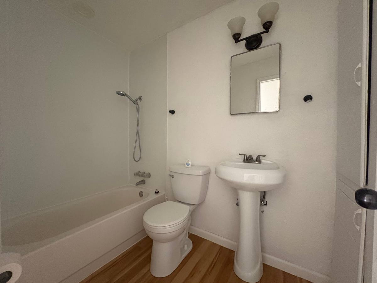 Apartment for rent at 401 S Jefferson St #3, Kaufman, TX 75142