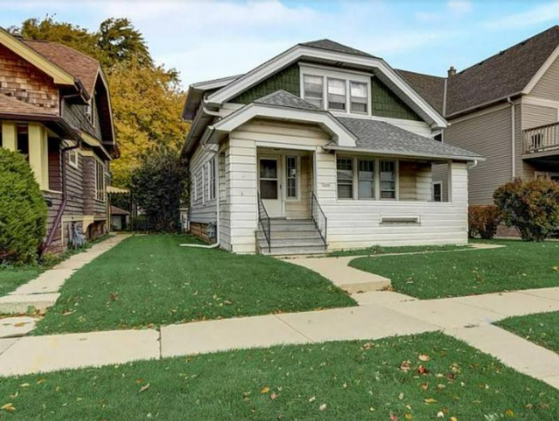 Apartment for rent at 3640 E Cudahy Ave, Cudahy, WI 53110