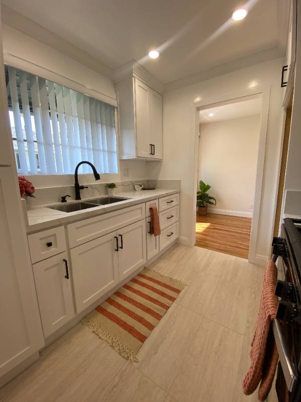 Apartment for rent at 1778 Grevelia St, South Pasadena, CA 91030