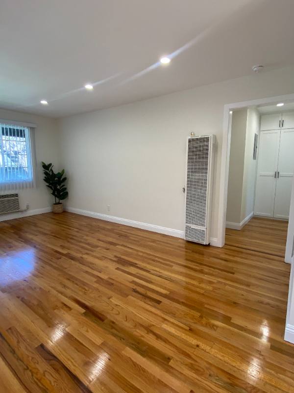 Apartment for rent at 1778 Grevelia St, South Pasadena, CA 91030