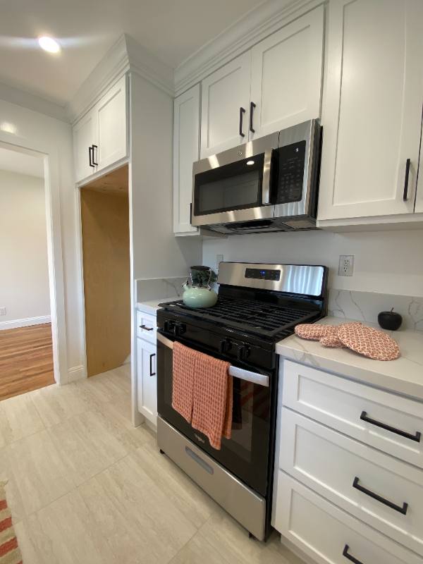 Apartment for rent at 1778 Grevelia St, South Pasadena, CA 91030