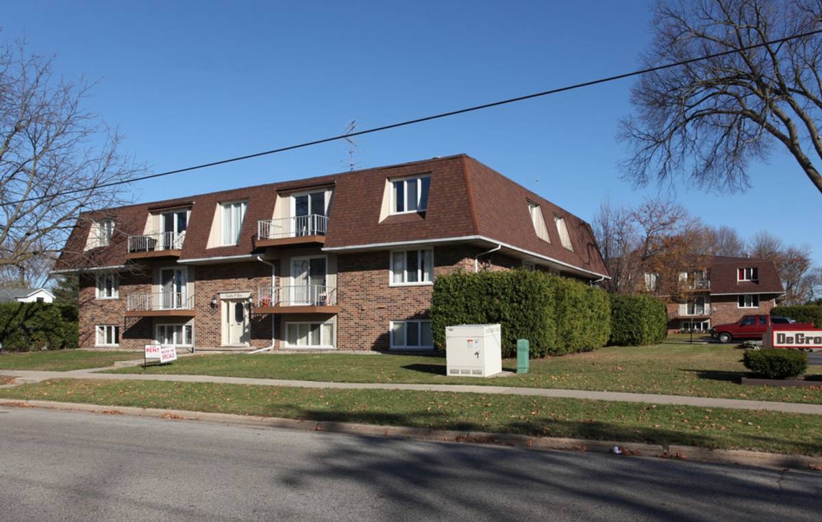 Apartment for rent at 1209 Degroff St, Grand Ledge, MI 48837