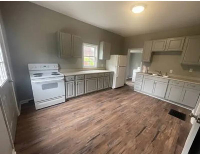 Apartment for rent at 32 Forry St #B, Newark, OH 43055