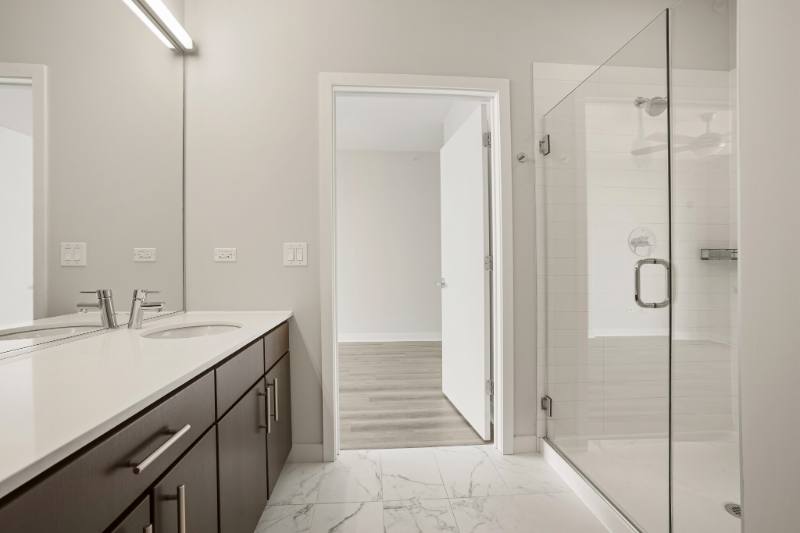Apartment for rent at 760 W Adams, Chicago, IL 60661