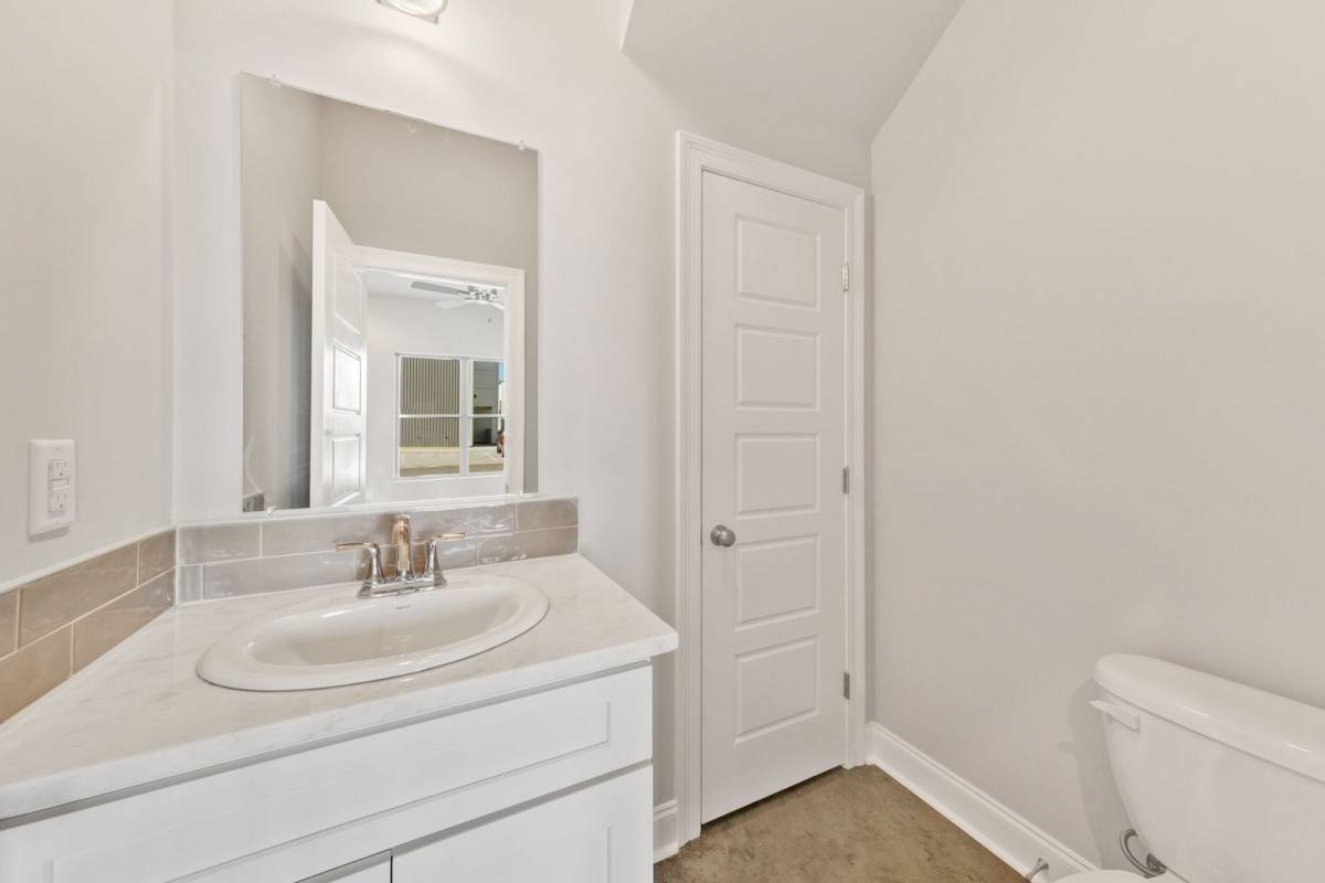 Townhouse for rent at 105 Firethorn Dr, Duson, LA 70529