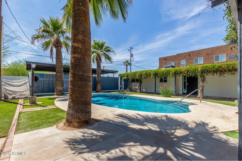 Apartment for rent at 4235 N 13th Place #2, Phoenix, AZ 85014