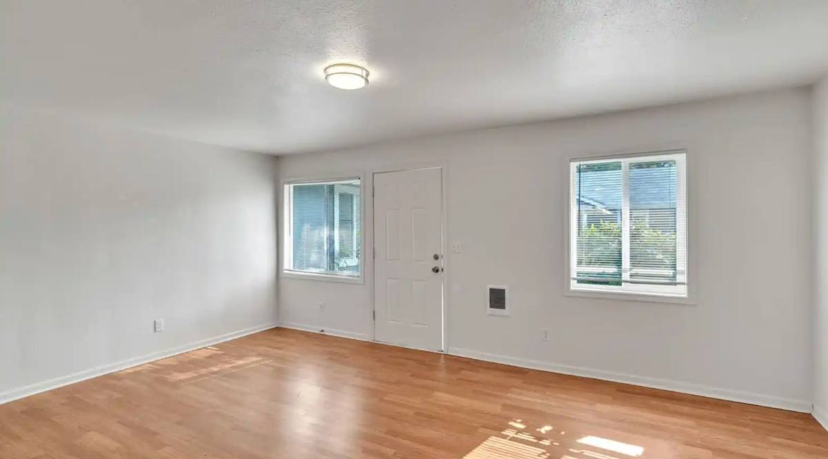 Apartment for rent at 591 W Sherman Dr #8, Lebanon, OR 97355