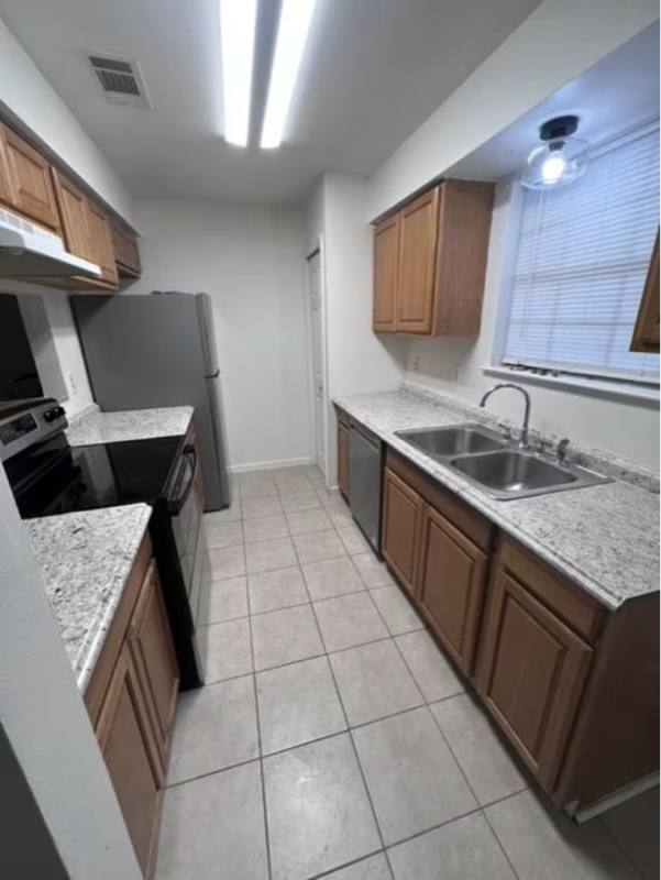 Townhouse for rent at 1793 Blvd De Province #TBA Upon Move In, Baton Rouge, LA 70816