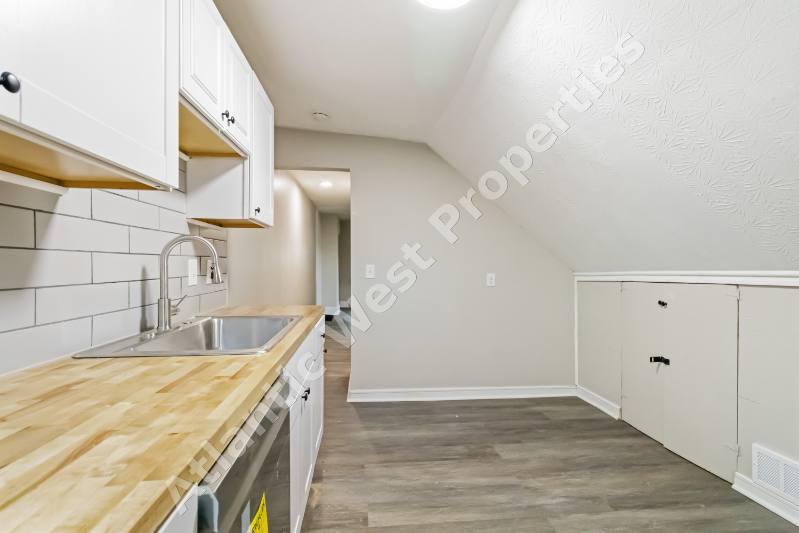 Apartment for rent at 1512 Blair Ave #D, Cincinnati, OH 45207
