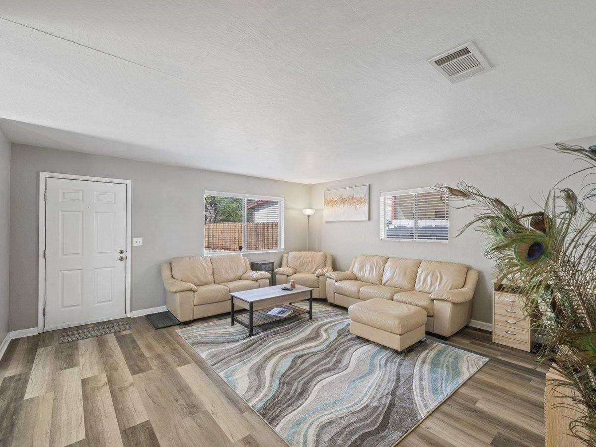House for rent at 1237 Lenrey Ave, El Centro, CA 92243