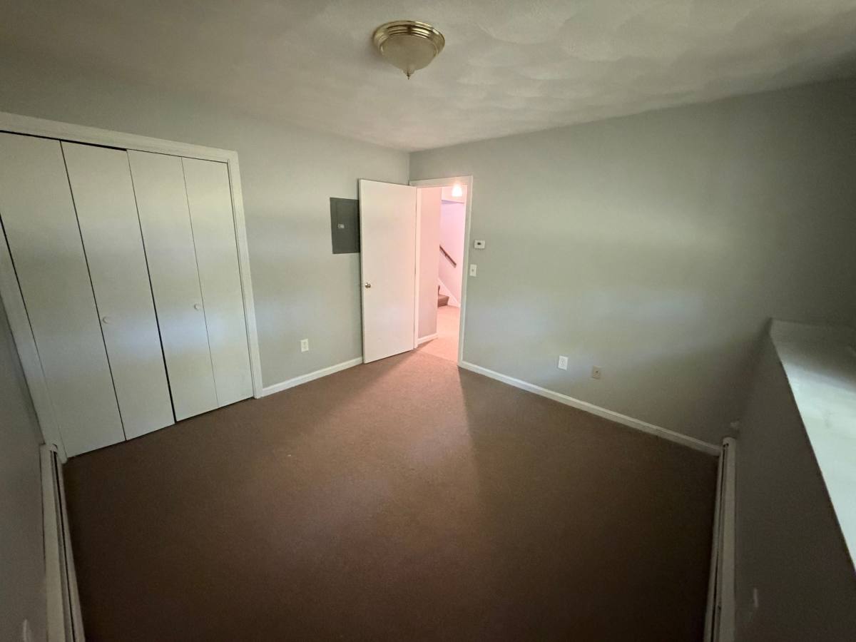 Townhouse for rent at 28 Riverdale Ave #B, West Warwick, RI 02893