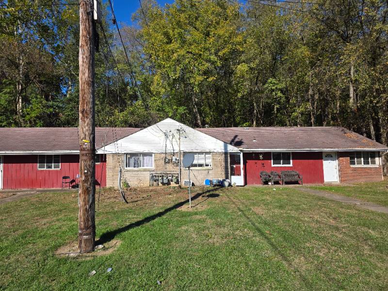 Apartment for rent at 510 E Pittsburgh McKeesport Blvd #1, North Versailles, PA 15137