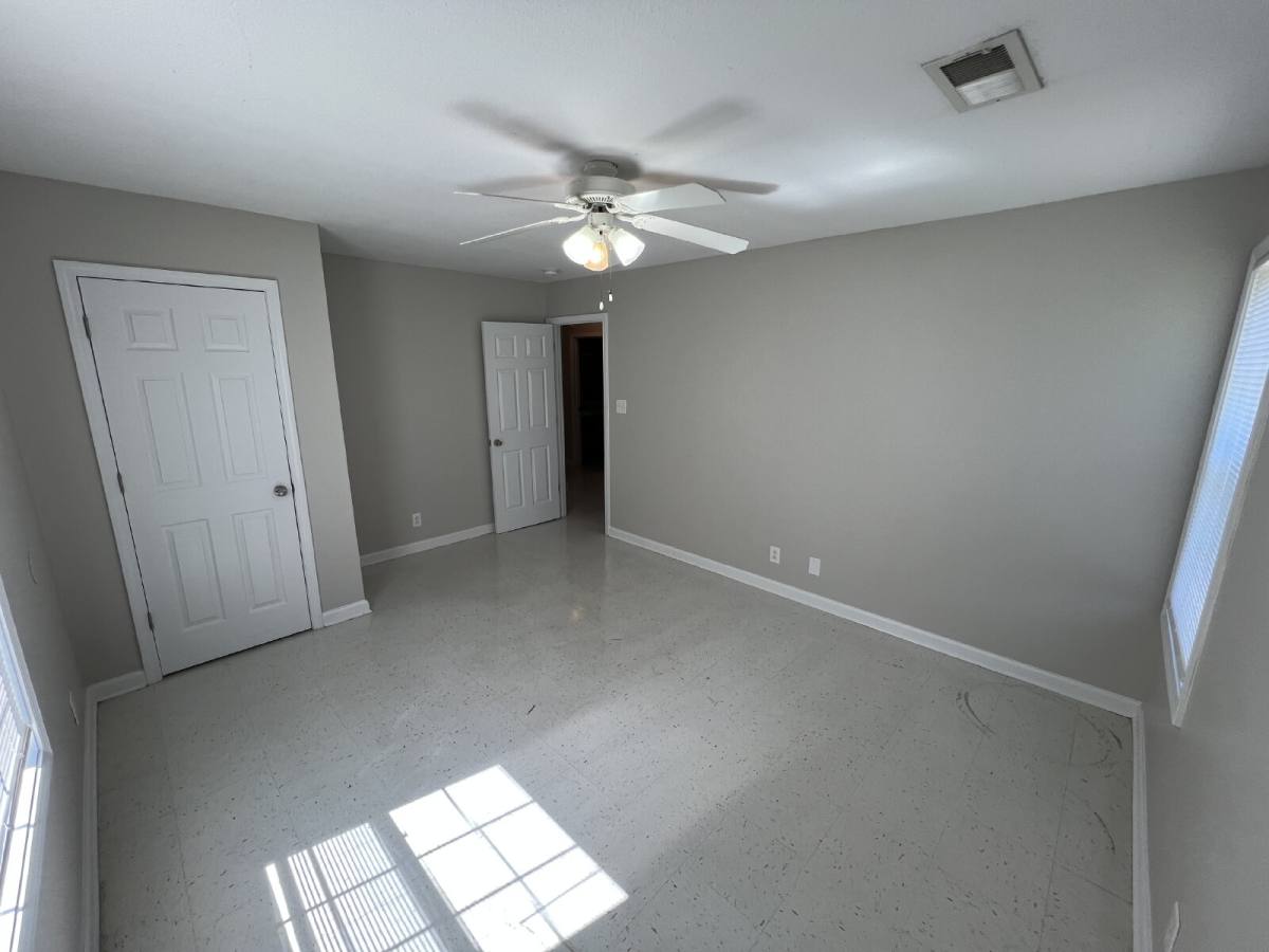 Townhouse for rent at 9063 Pembroke Oak Grove Rd #1E, Oak Grove, KY 42262
