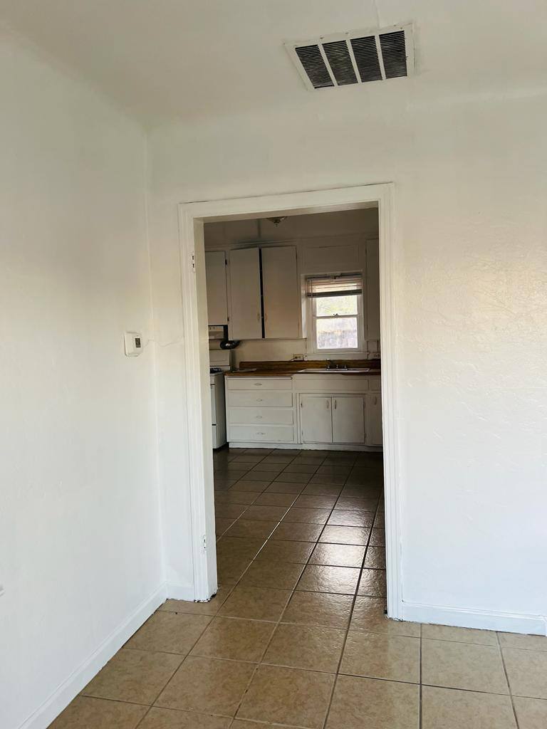 House for rent at 1578 E 21st St, Merced, CA 95340