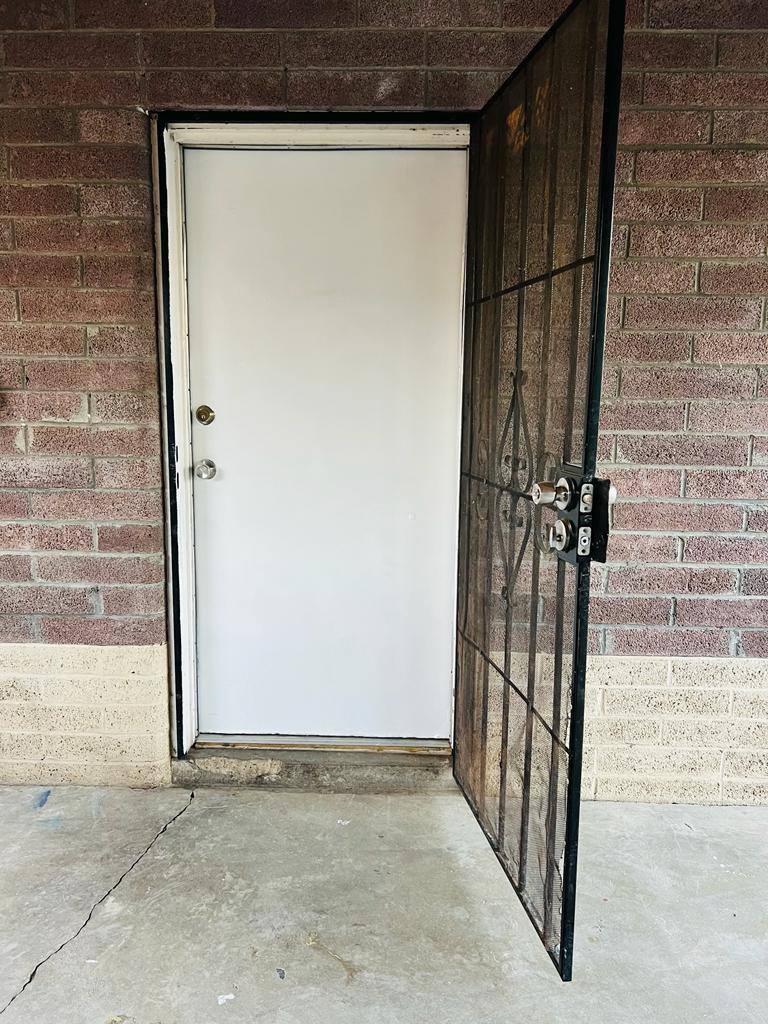 House for rent at 1578 E 21st St, Merced, CA 95340