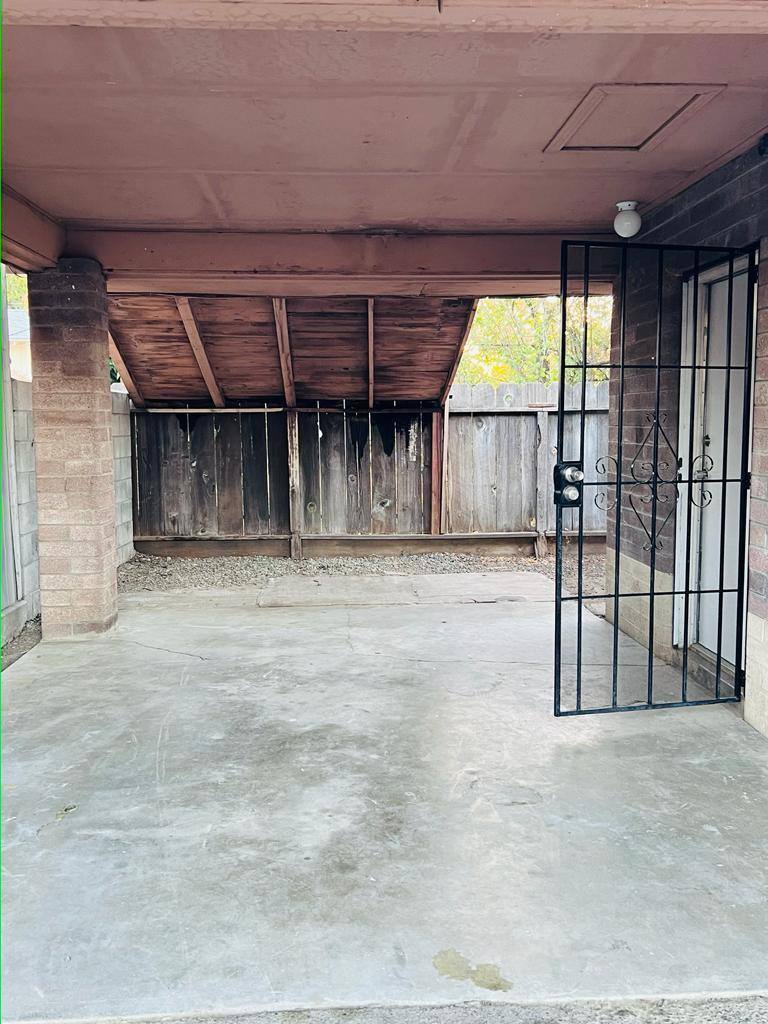 House for rent at 1578 E 21st St, Merced, CA 95340