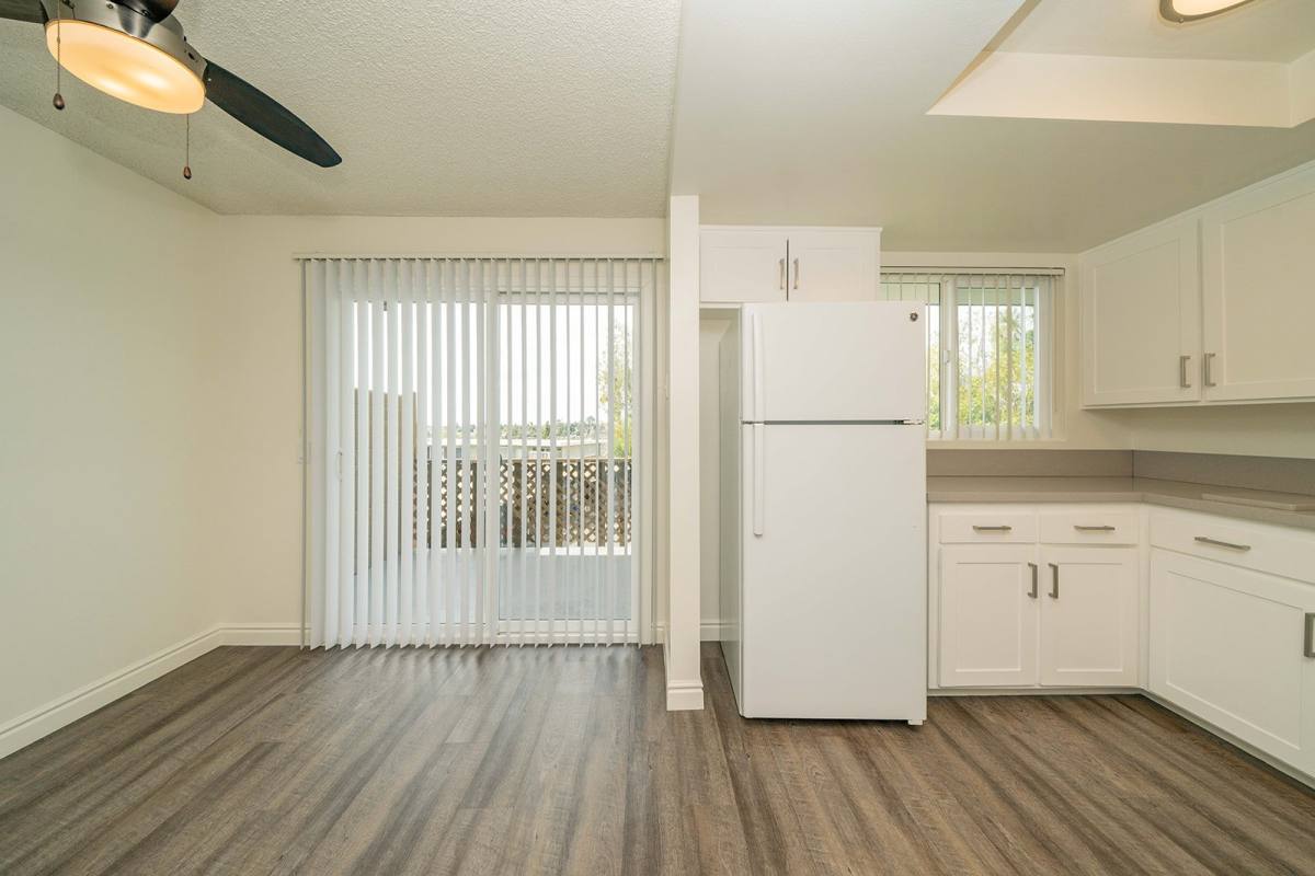 Apartment for rent at 1150 Meadowlake Dr #6, Vista, CA 92084