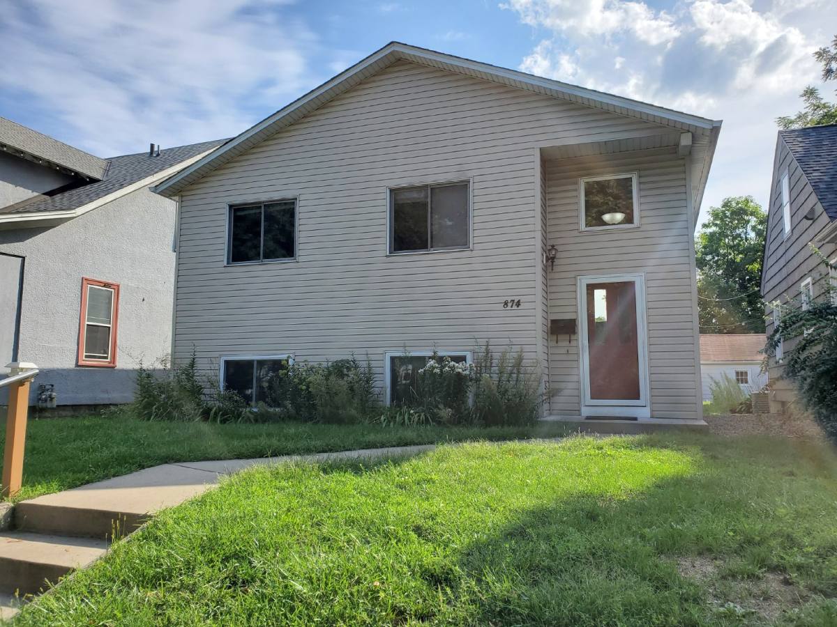 House for rent at 874 22nd Ave SE, Minneapolis, MN 55414