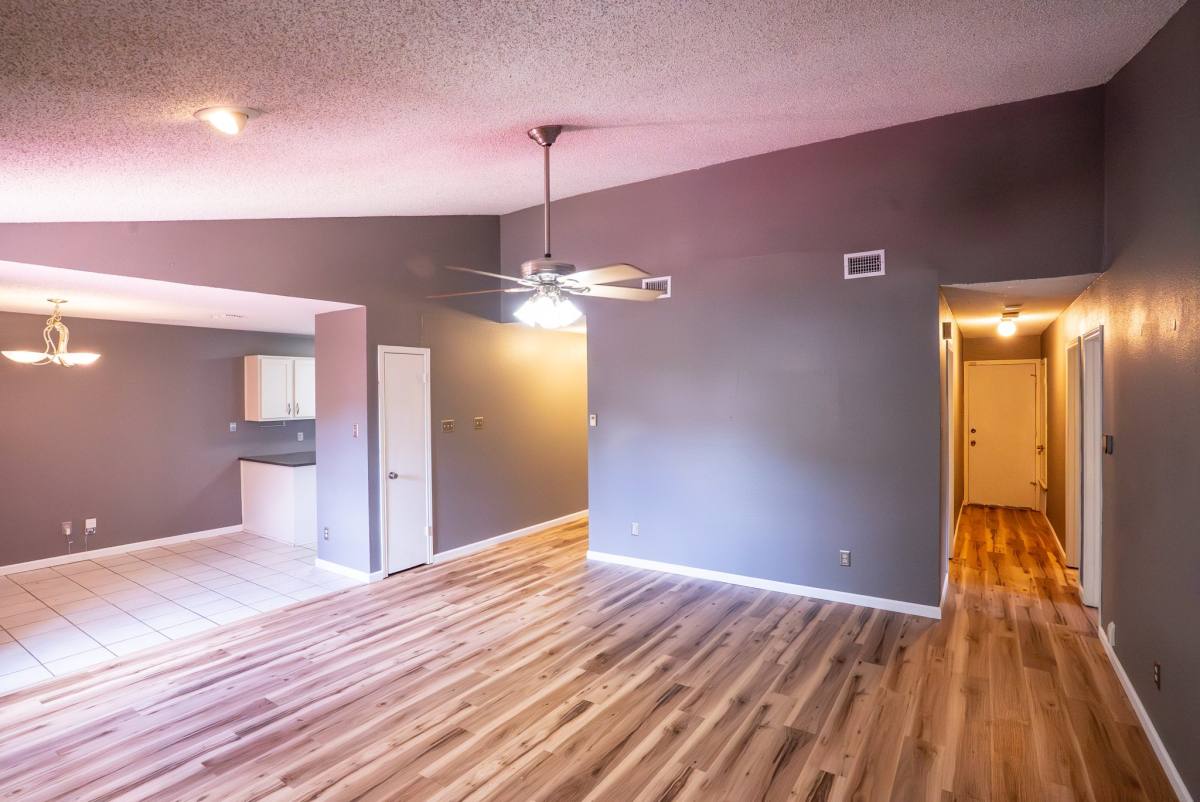 House for rent at 9904 Briar Ridge Dr, Austin, TX 78748