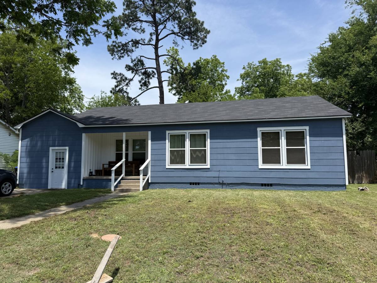 House for rent at 431 Diane Dr, Longview, TX 75602
