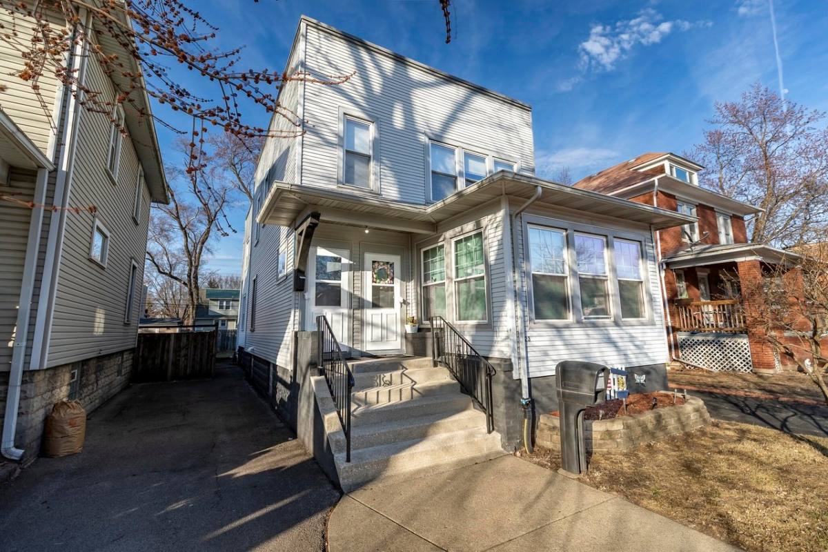 Apartment for rent at 23 Mason St St1, Hammond, IN 46320