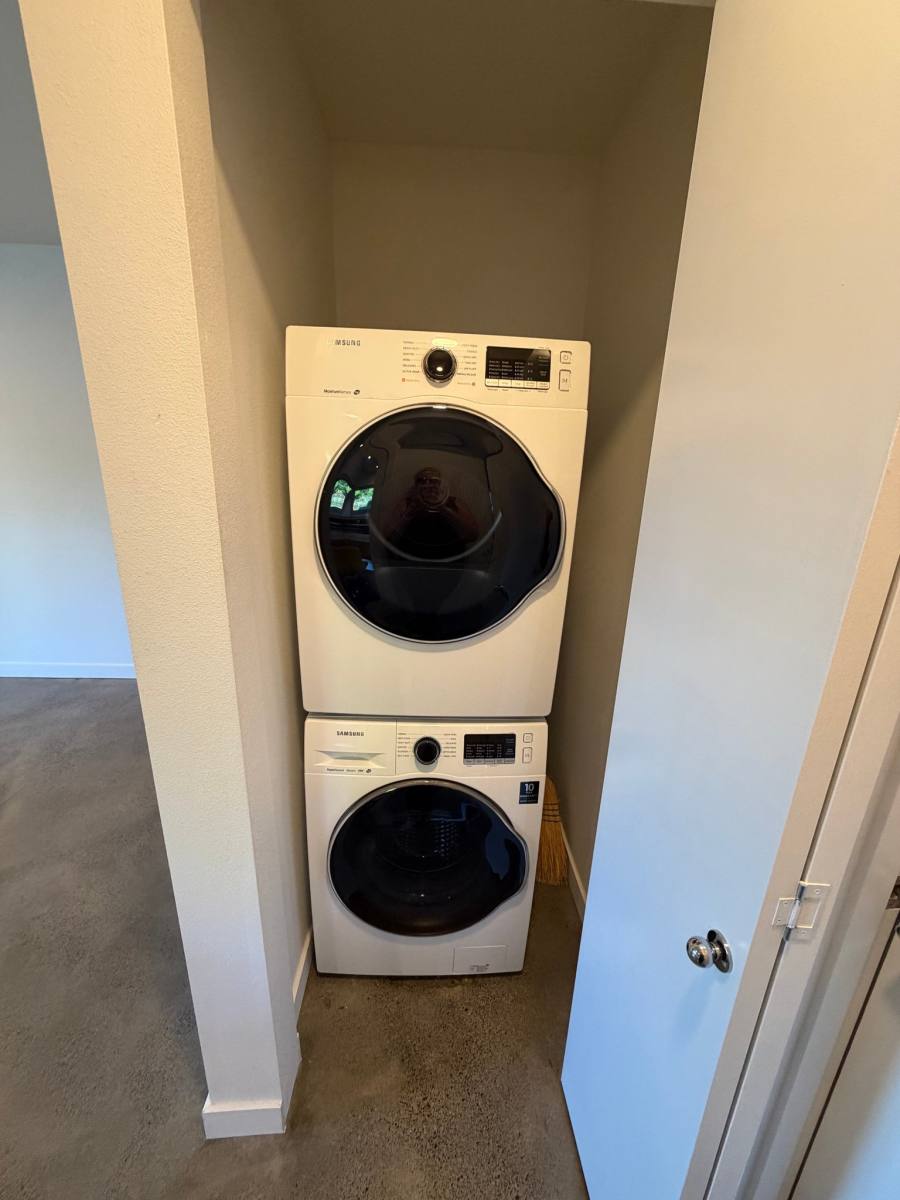 Apartment for rent at 1755 NE Skidmore #B, Portland, OR 97211