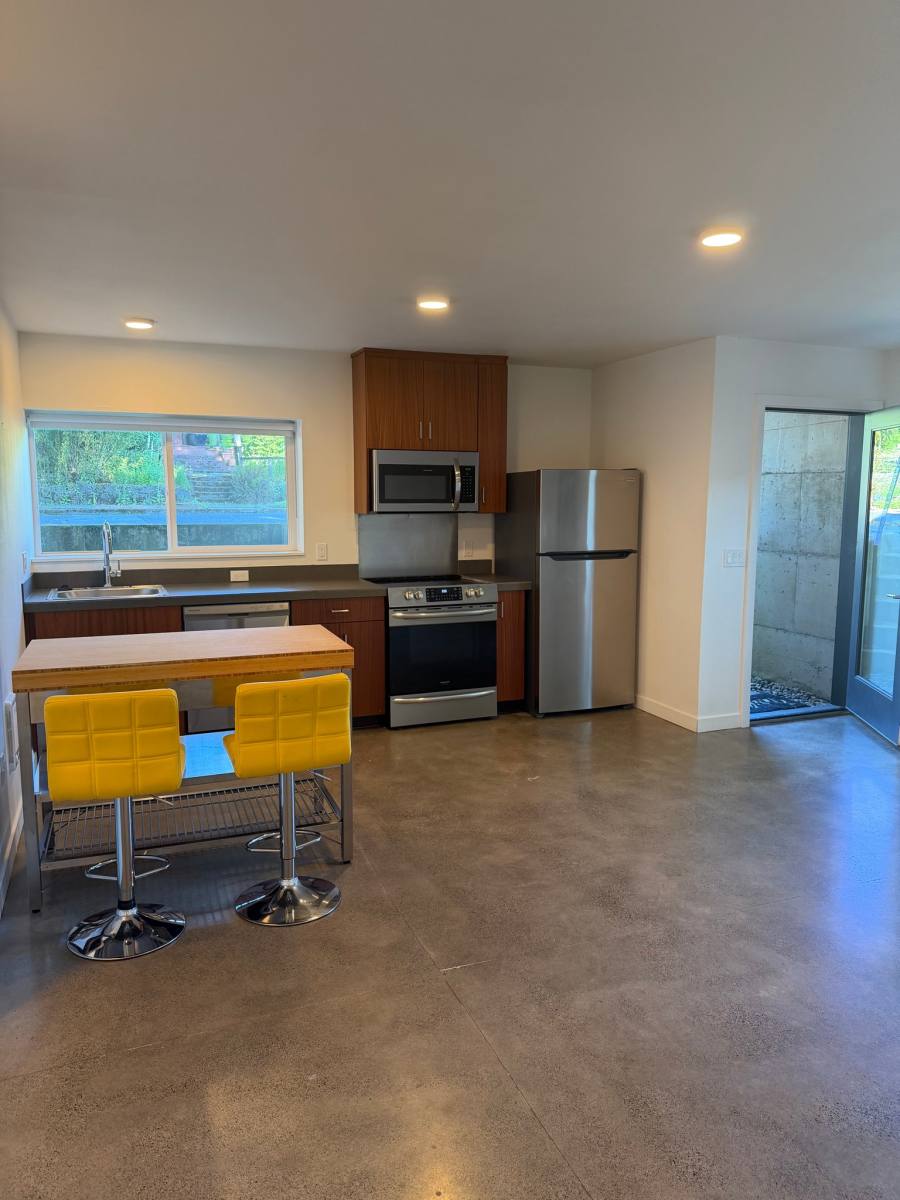 Apartment for rent at 1755 NE Skidmore #B, Portland, OR 97211